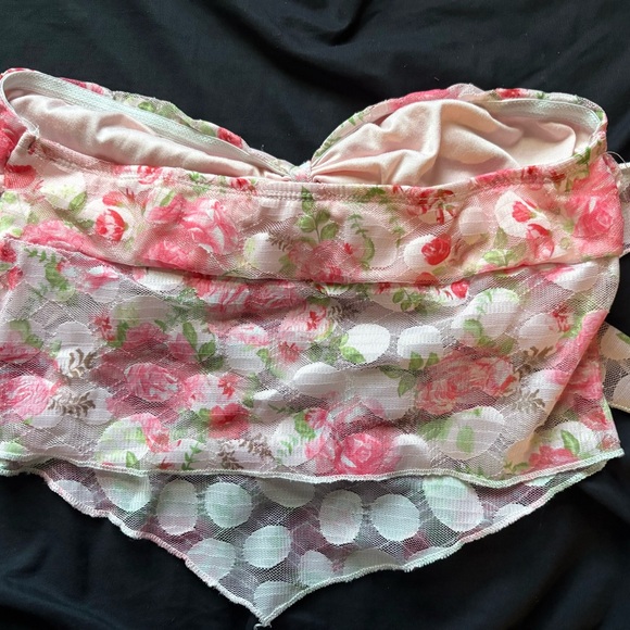 SHEIN Floral Pink Crop Top - Picture 2 of 2